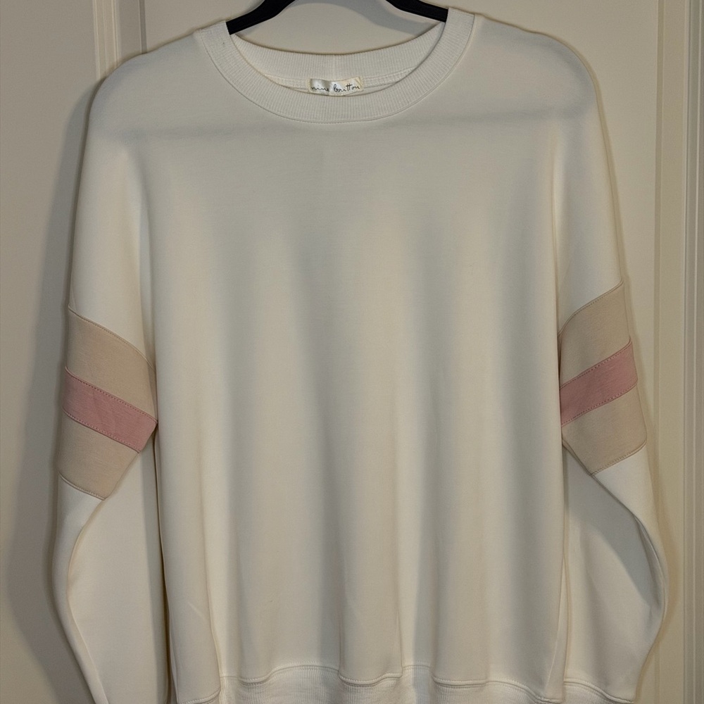 Stitch Fix nine britton off-white sweatshirt NWT